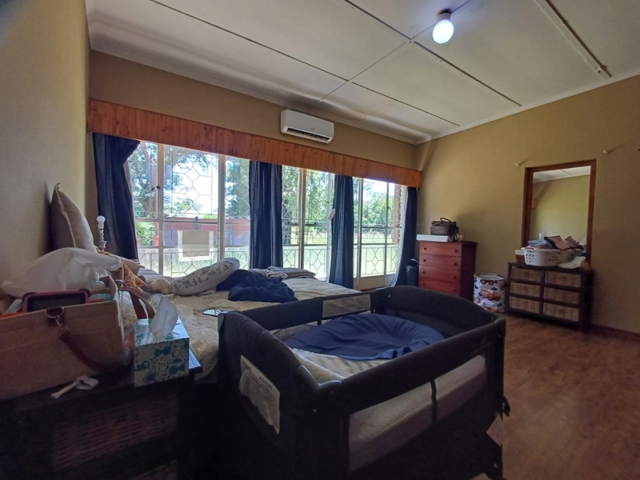 5 Bedroom Property for Sale in Wolmaransstad North West